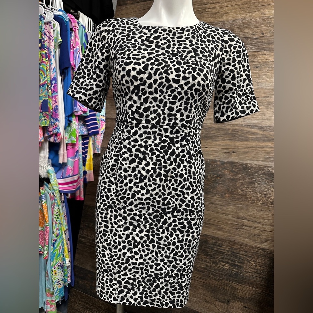 Stylish Black and‎ White Leopard Print Dress